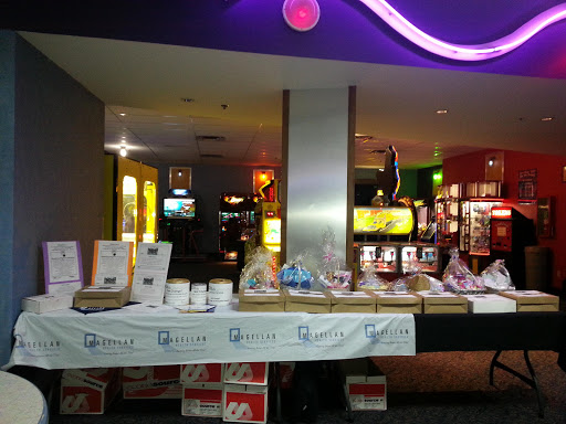 Bowling Alley «Brunswick Zone Chesterfield Lanes», reviews and photos, 176 Four Seasons Shopping Center, Chesterfield, MO 63017, USA