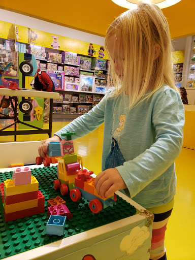 Toy Store «The LEGO Store», reviews and photos, 2901 S Capital of Texas Hwy, Austin, TX 78746, USA
