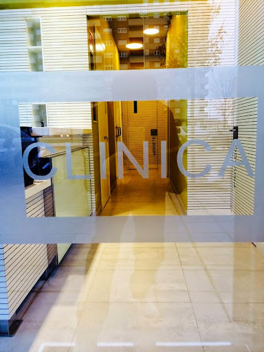 Clínica Dental Quiñones Belzuz en Ponferrada, León