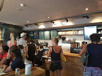 Atmosphère du Restaurant servant le petit-déjeuner Starbucks à Marseille - n°4