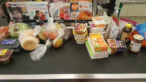 Grocery Store «Stop & Shop», reviews and photos, 1360 E Town Rd, Milford, CT 06460, USA