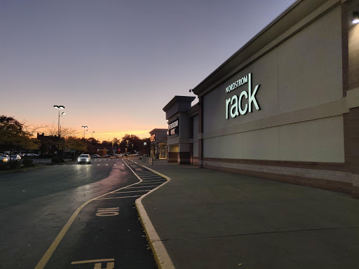 Department Store «Nordstrom Rack Liberty Tree Mall», reviews and photos, 50 Independence Way, Danvers, MA 01923, USA