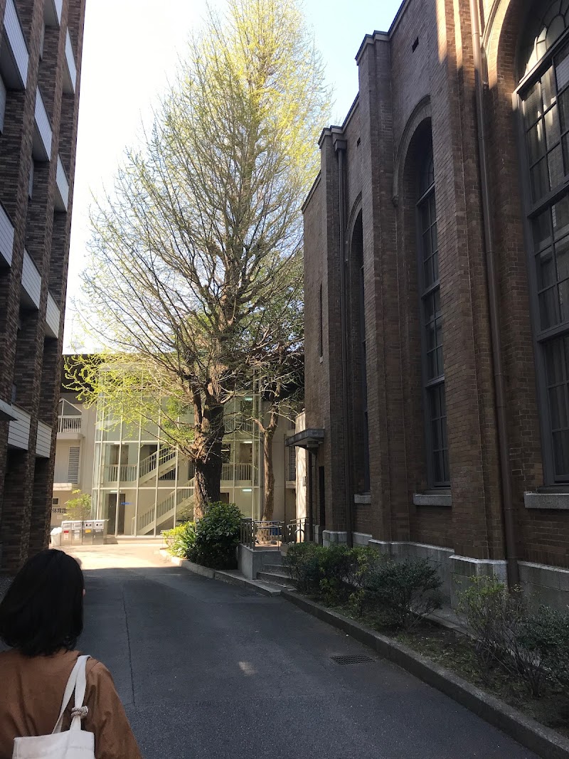 武蔵大学 学園記念室