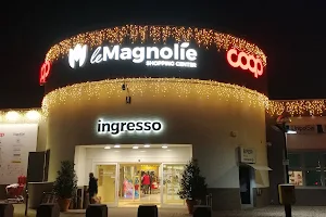 Centro commerciale Le Magnolie image