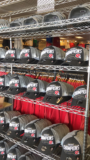 Sportswear Store «Kansas Sampler/Rally House Mission», reviews and photos, 6858 Johnson Dr, Mission, KS 66202, USA