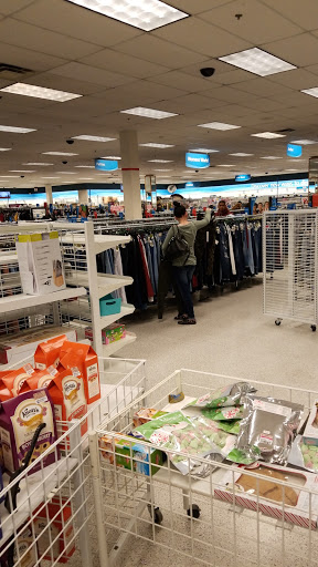 Clothing Store «Ross Dress for Less», reviews and photos, 4646 S Cooper St, Arlington, TX 76017, USA