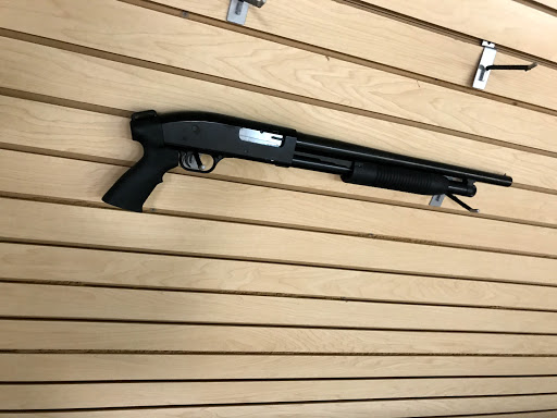 Gun Shop «Gun Outlet & Pawn», reviews and photos, 5115 N Tryon St, Charlotte, NC 28213, USA