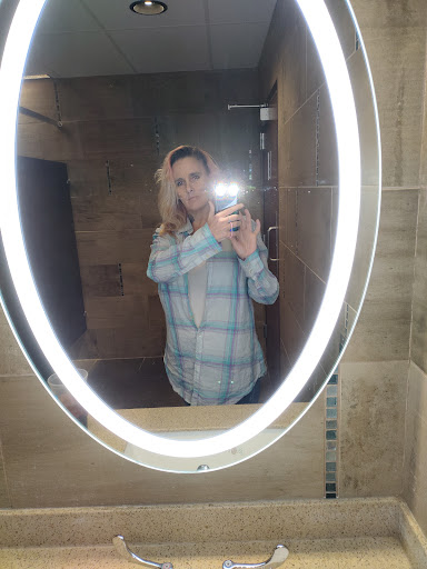 Movie Theater «AMC Dine-In Cincinnati 9», reviews and photos, 7490 Beechmont Ave, Cincinnati, OH 45255, USA