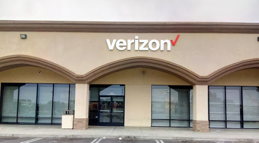 Cell Phone Store «Verizon», reviews and photos, 3419 W Century Blvd, Inglewood, CA 90303, USA