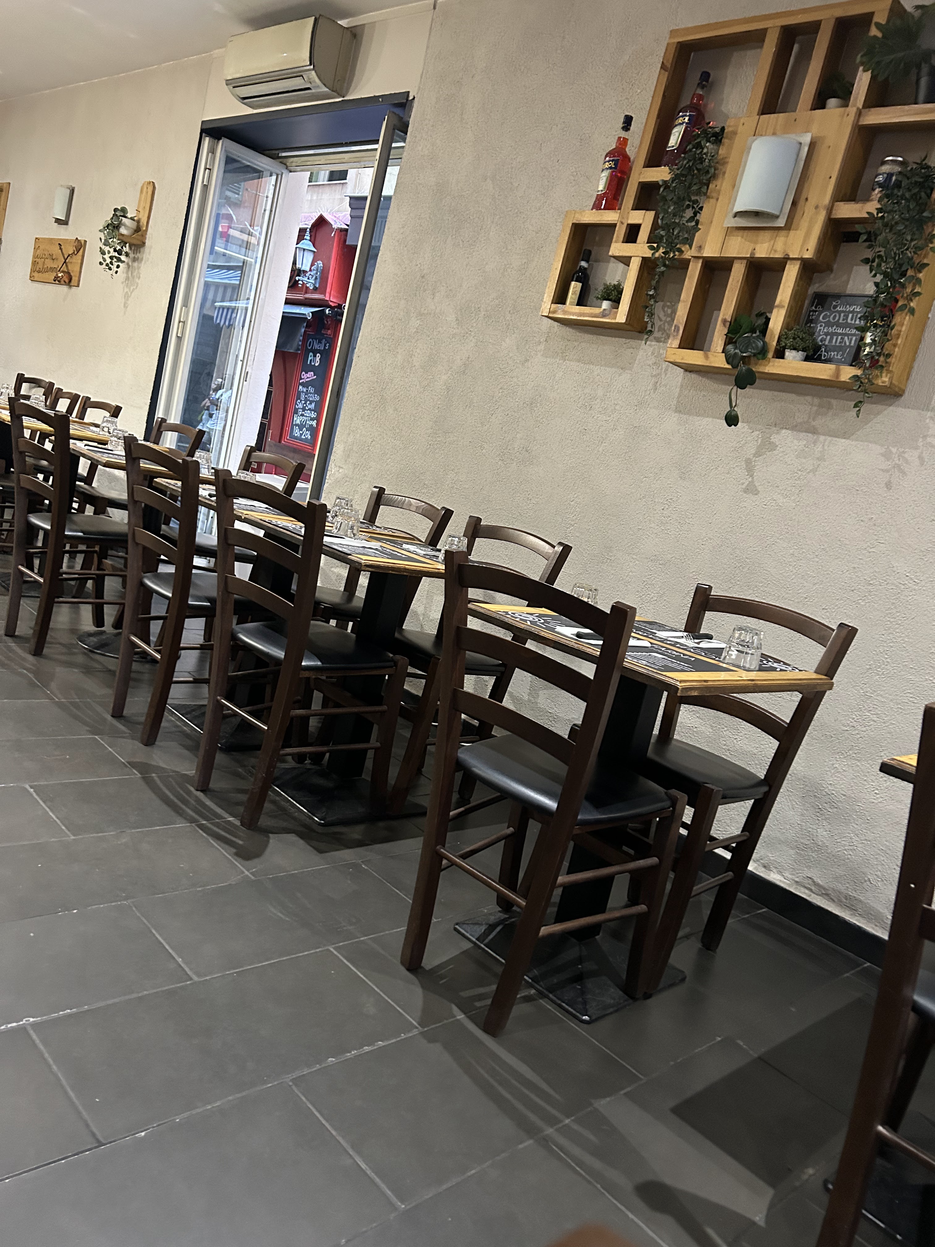 Photo n° 3 de l'avis de chora. fait le 16/10/2023 à 07:29