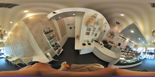 Bakery «Vanilla Bake Shop», reviews and photos, 512 Wilshire Blvd, Santa Monica, CA 90401, USA