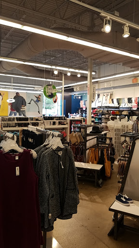 Clothing Store «Old Navy», reviews and photos, 11659 Bandera Rd, San Antonio, TX 78250, USA