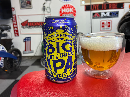 Liquor Store «Rogers Wine & Spirits», reviews and photos, 21725 S Diamond Lake Rd, Rogers, MN 55374, USA