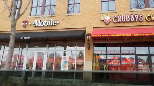 Shopping Mall «Bayshore Town Center», reviews and photos, 5800 N Bayshore Dr, Glendale, WI 53217, USA