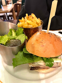 Plats et boissons du Restaurant français Le Café du Commerce à Biarritz - n°8