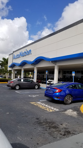 Honda Dealer «AutoNation Honda Miami Lakes», reviews and photos, 5925 NW 167th St, Hialeah, FL 33015, USA