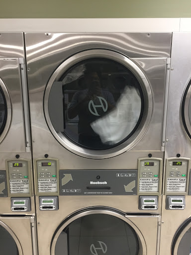 Laundromat «Sudz Laundry House», reviews and photos, 1905 W La Habra Blvd, La Habra, CA 90631, USA