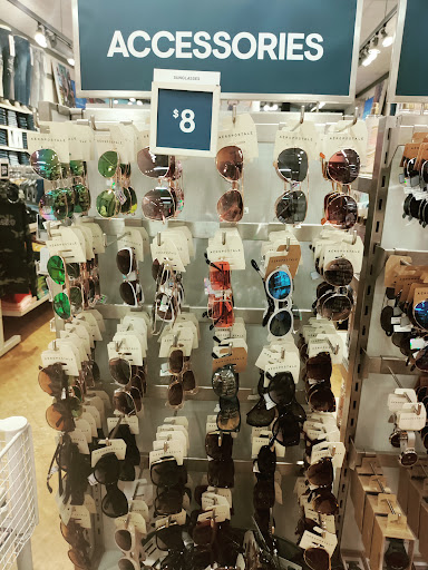 Computer Store «Apple Orland Square Mall», reviews and photos, 428 Orland Square Dr, Orland Park, IL 60462, USA