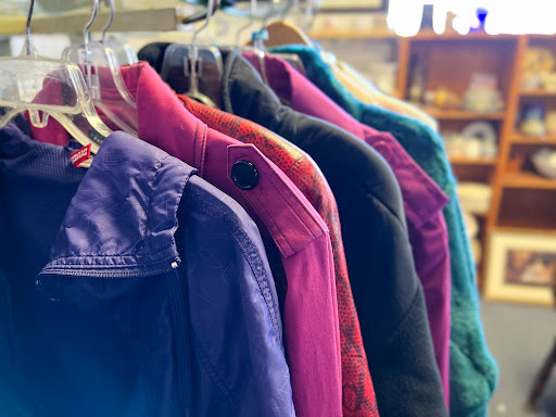 Thrift Store «Christian Family Care Thrift Store», reviews and photos, 3121 E Greenway Rd, Phoenix, AZ 85032, USA