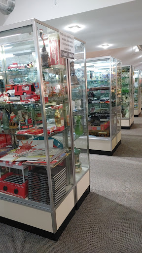 Antique Store «Days Of Olde Antiques & Collectibles At Galloway», reviews and photos, 110 S New York Rd, Galloway, NJ 08205, USA