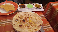 Naan du Restaurant indien Les Délices du Kashmir à Paris - n°10