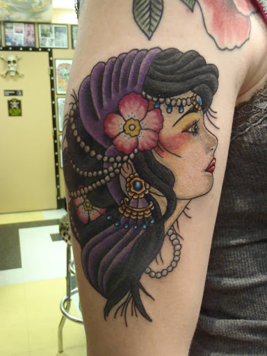 Tattoo Shop «Star Tattoo», reviews and photos, 14110 SE McLoughlin Blvd, Milwaukie, OR 97267, USA