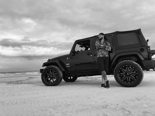 Used Car Dealer «Garrett Motors Inc», reviews and photos, 405 N Orange St, New Smyrna Beach, FL 32168, USA