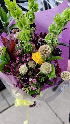 Florist «Westgate Flower & Plant Shop», reviews and photos, 841 S Oak Park Ave, Oak Park, IL 60304, USA