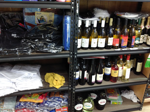 Liquor Store «Commerce Liquor», reviews and photos, 9936 Commerce Ave, Tujunga, CA 91042, USA