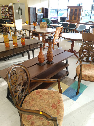 Thrift Store «TC Resale & Donation Thrift Store», reviews and photos, 5050 SE 82nd Ave, Portland, OR 97266, USA