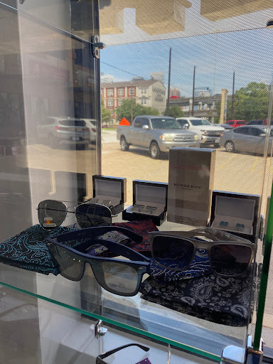 Dry Cleaner «Heights Cleaners & Tailoring», reviews and photos, 2117 Chenevert St, Houston, TX 77003, USA