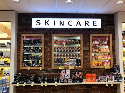 Drug Store «Bartell Drugs Queen Anne Store», reviews and photos, 600 1st Ave N, Seattle, WA 98109, USA