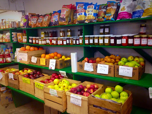 Produce Market «Highland Orchards Farm Market», reviews and photos, 1431 Foulk Rd, Wilmington, DE 19803, USA