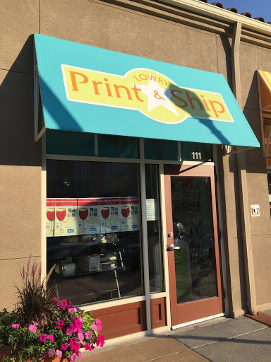 Lowry Printing & Shipping, 200 Quebec St, Denver, CO 80230, USA, 