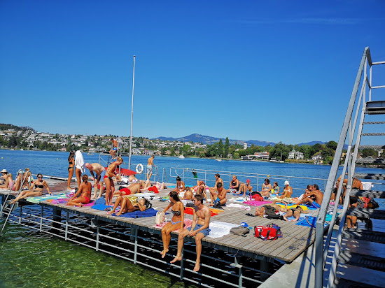 Strand von Seebad Rapperswil