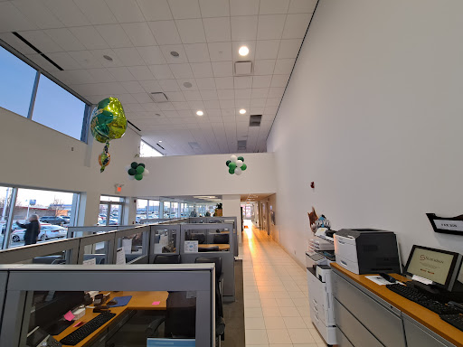 Used Car Dealer «Suburban Ford of Sterling Heights Used Car Super Center», reviews and photos, 40552 Van Dyke, Sterling Heights, MI 48313, USA