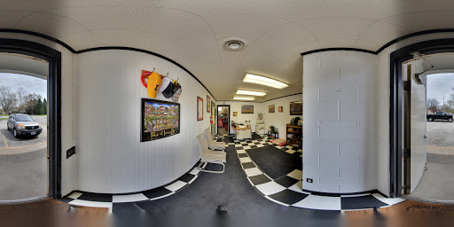 Used Car Dealer «Harris Boyz Auto», reviews and photos, 2115 S Riverside Dr, Iowa City, IA 52246, USA