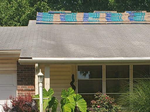 Roofing Contractor «CD Strong Construction», reviews and photos, 920 Bent Oak Ct, Lake St Louis, MO 63367, USA