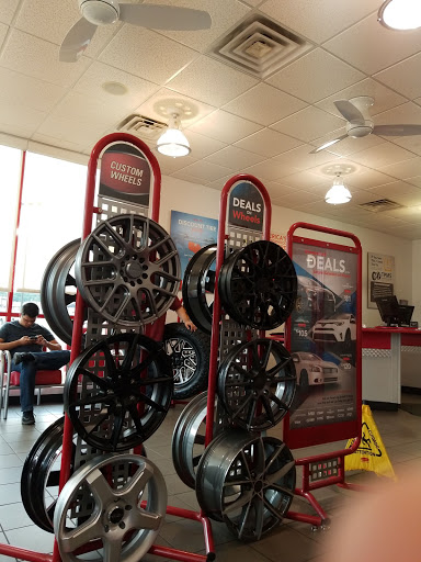 Tire Shop «Discount Tire Store - Tyler, TX», reviews and photos, 3910 S Broadway Ave, Tyler, TX 75701, USA