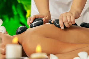 AMAZING MASSAGE & SPA image