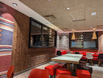 Atmosphère du Restauration rapide McDonald's à Le Pontet - n°12