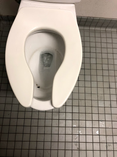 Office Supply Store «Staples», reviews and photos, 9230 Old Keene Mill Rd, Burke, VA 22015, USA