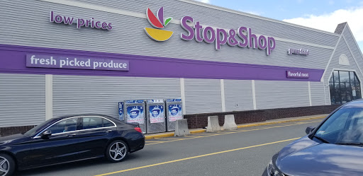 Supermarket «Super Stop & Shop», reviews and photos, 164 Main St, Saugus, MA 01906, USA