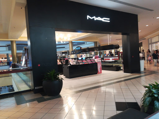 MAC Cosmetics