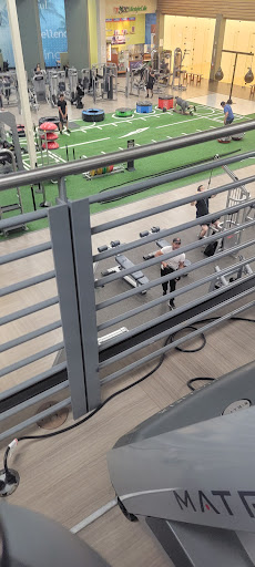 Gym «LA Fitness», reviews and photos, 16289 Sierra Lakes Pkwy, Fontana, CA 92336, USA