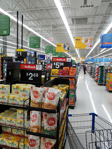 Department Store «Walmart Supercenter», reviews and photos, 1410 S Randall Rd, Algonquin, IL 60102, USA