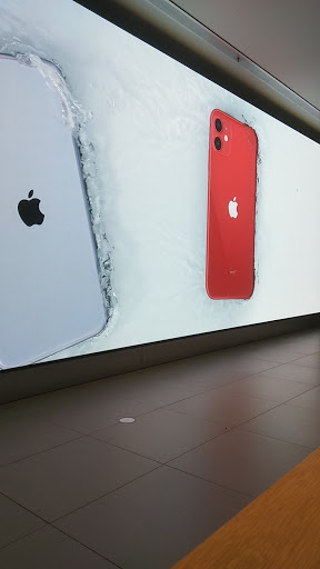 Computer Store «Apple Arden Fair», reviews and photos, 1689 Arden Way, Sacramento, CA 95815, USA