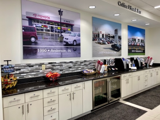 Toyota Dealer «Ed Martin Toyota», reviews and photos, 5500 S Scatterfield Rd, Anderson, IN 46013, USA
