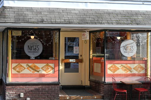 Nina’s Waffles and Sweets, 30 E State St, Doylestown, PA 18901, USA, 