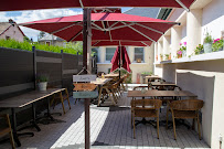 Atmosphère du Restaurant français Logis - Hôtel Restaurant du Canard à Hangest-sur-Somme - n°3